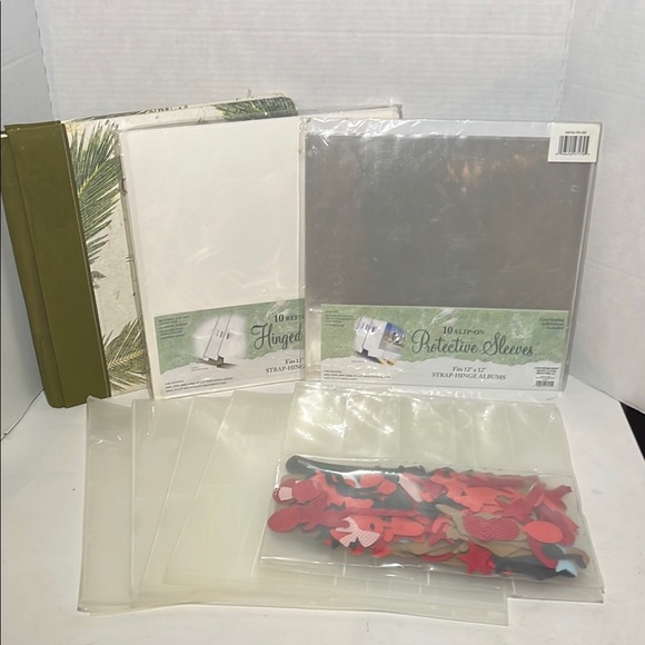 Scrapbook Album with Protective Sleeves - Picture 1 of 12
